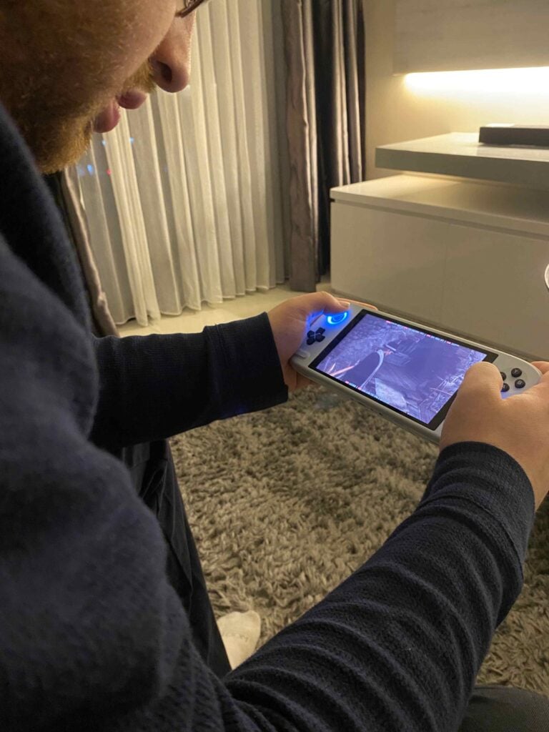 AYANEOAIRPlusPlaying