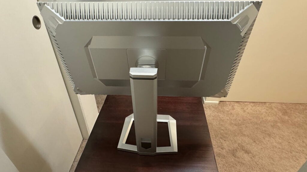 INNOCN27InchMonitorBack 1