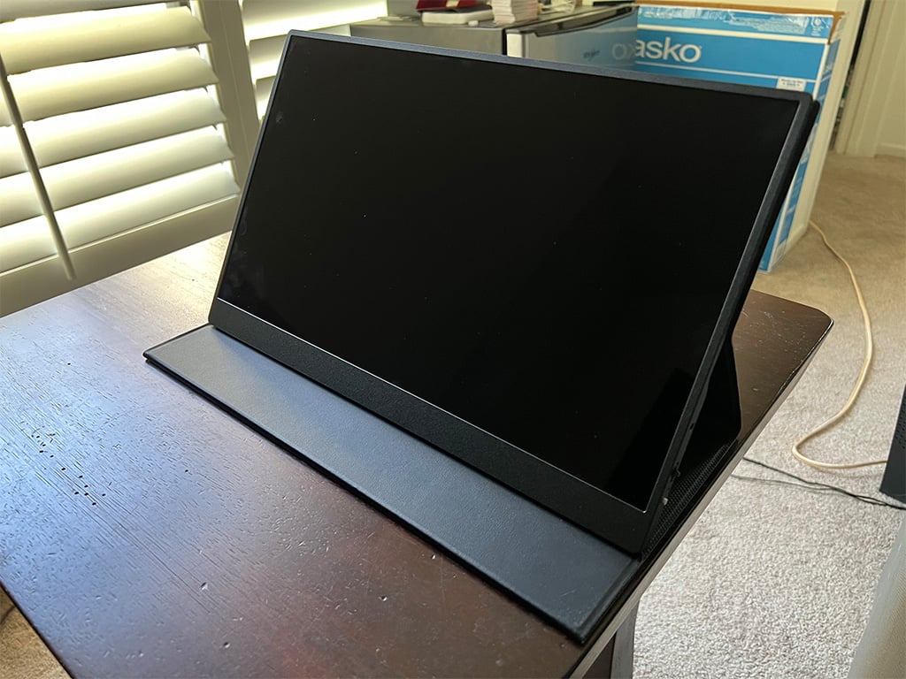 UColor Q3 Portable Monitor Review - A Fantastic Balance of Color and Price 1 UColor Q3 Portable Monitor for Steam Deck