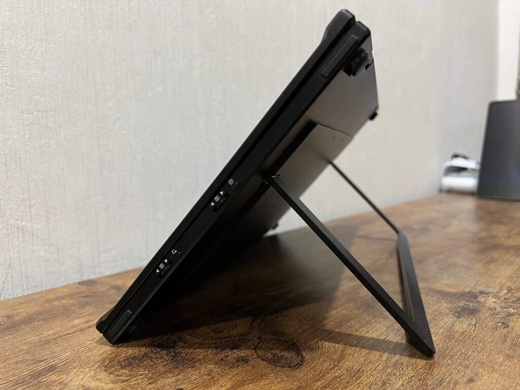 UPerfect Delta Dual Monitor Review - Productivity Perfected 5 UStationDeltaSide21