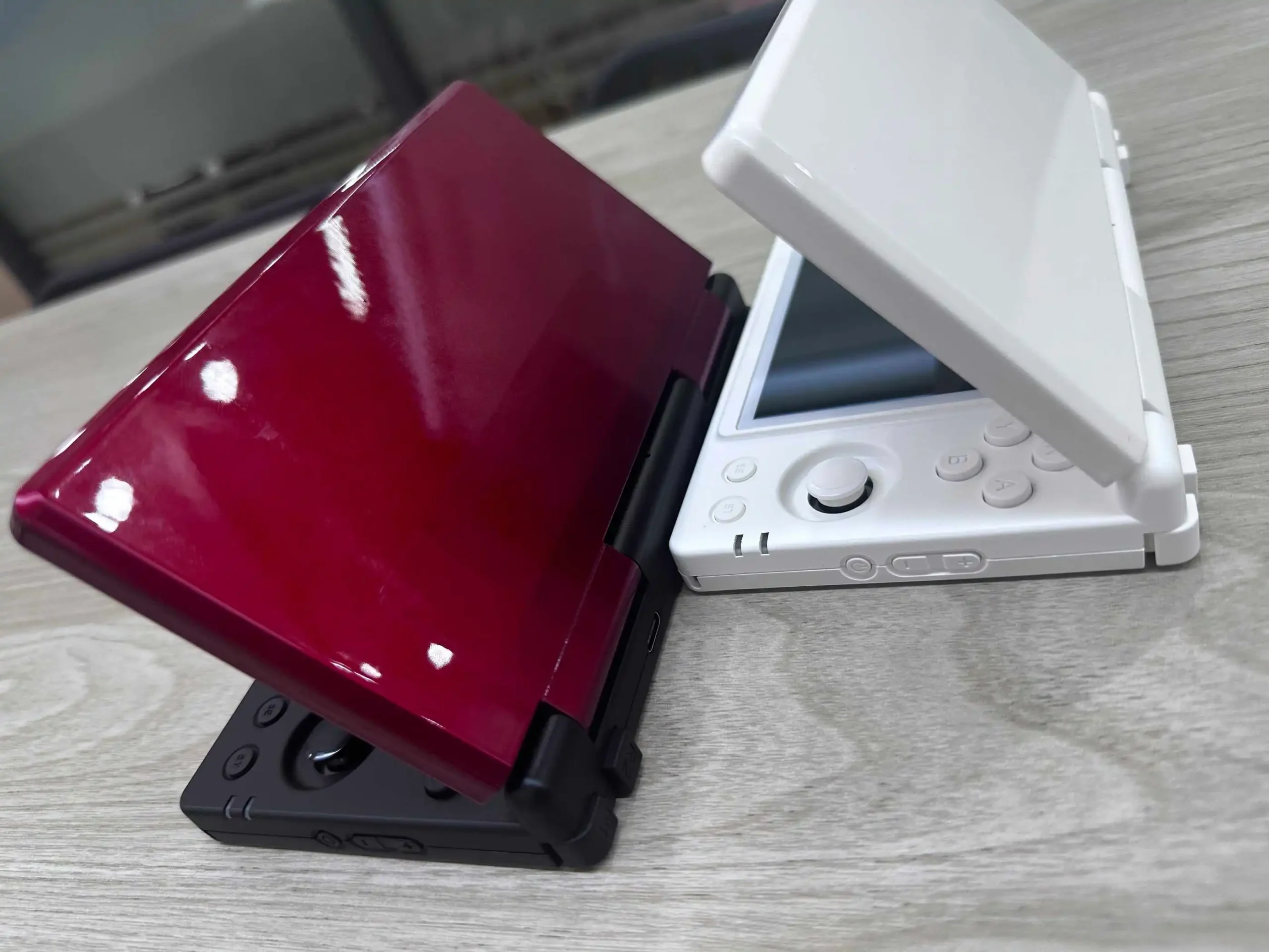 New Anbernic RG DS Photos Shows New Angles And Android OS 6 AnbernicRGDSReal5 scaled